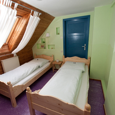 Selbstversorgerhaus Kunterbunt: Schlafzimmer